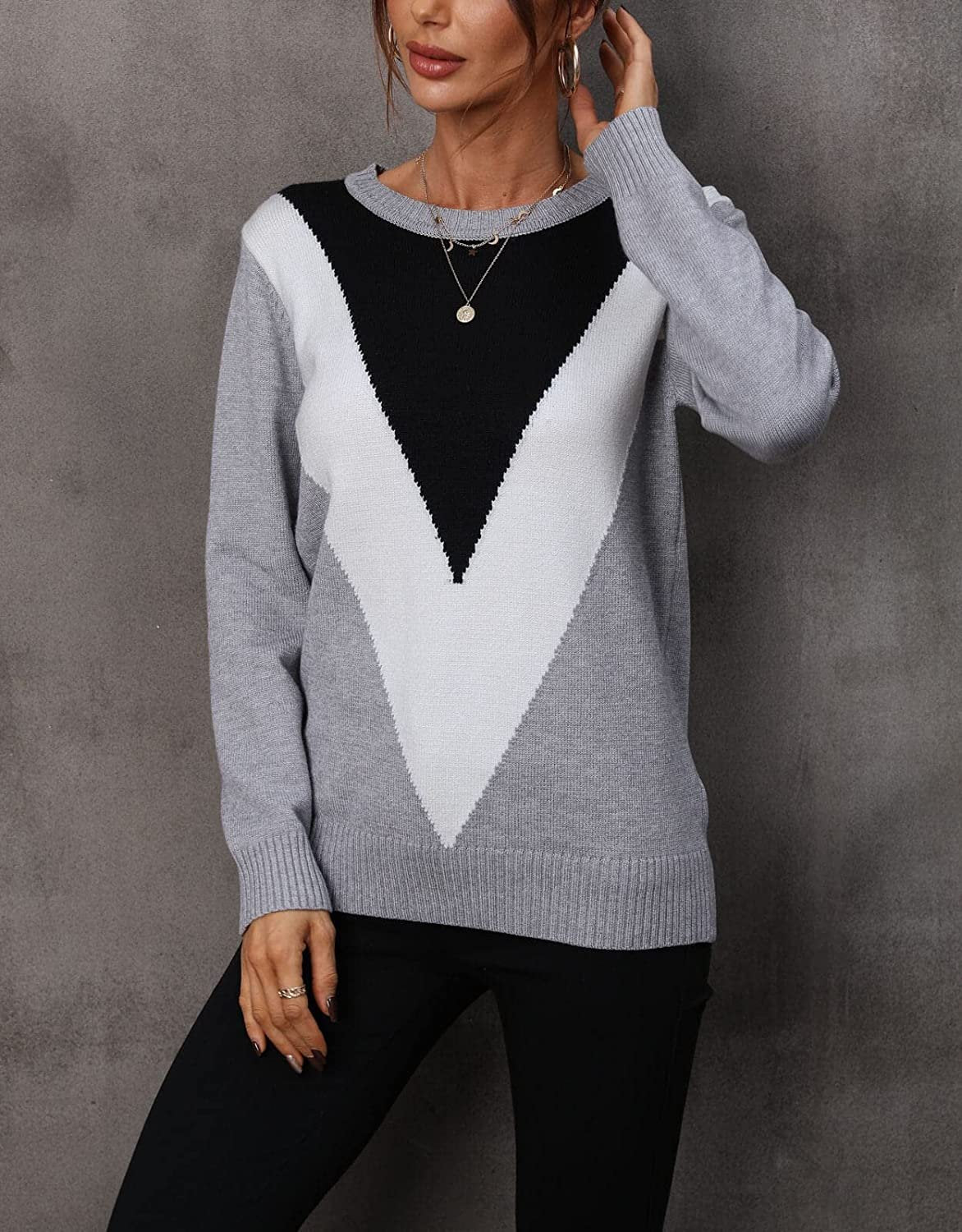 Stitching Color V -shaped Pattern Pullover,So Cute!