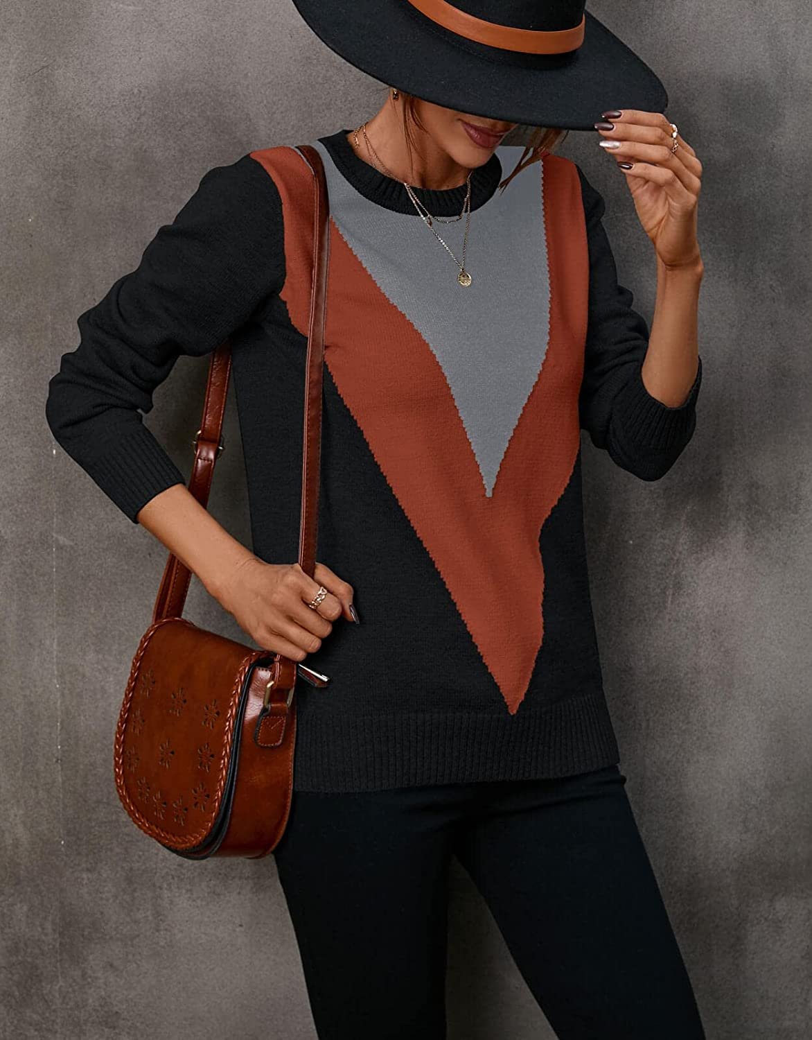 Stitching Color V -shaped Pattern Pullover,So Cute!